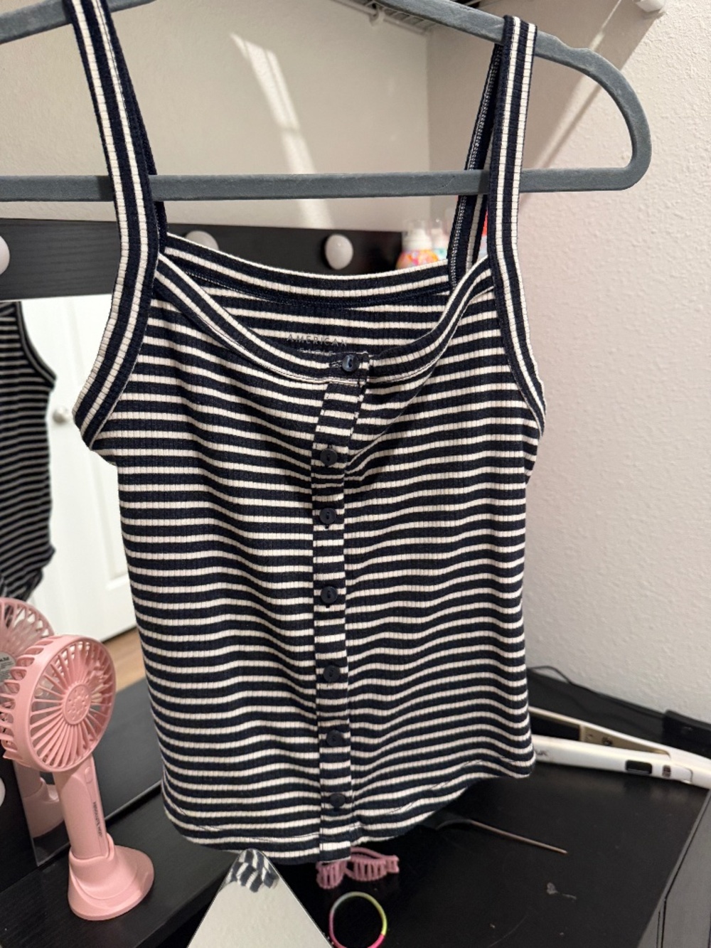 American Eagle Navy & White Striped Cotton Button-Up Tank 💙🤍